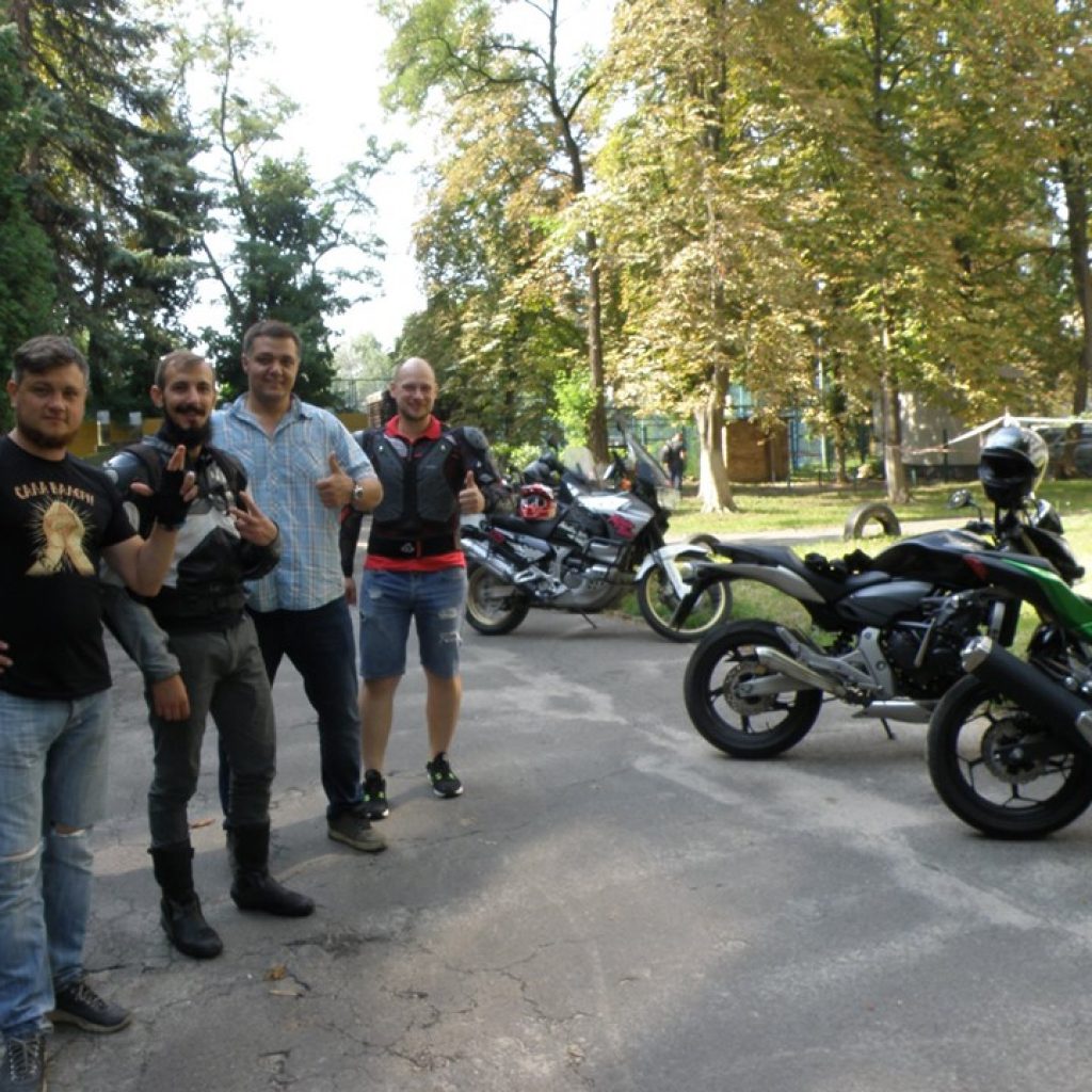 Майже сто чоловік здали кров в Києві в рамках Дня Blood Bike (фото)